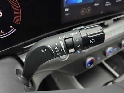 2025 Hyundai Kona SE