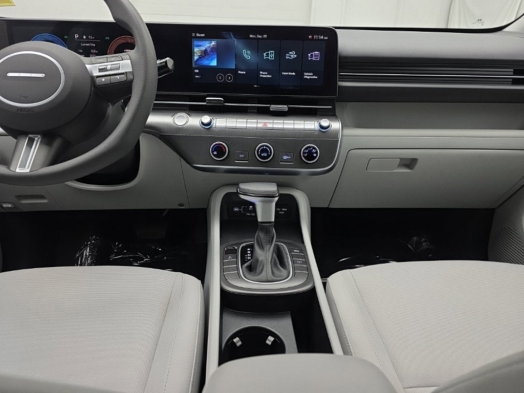 2025 Hyundai Kona SE