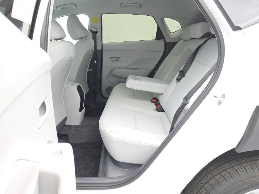 2025 Hyundai Kona SE