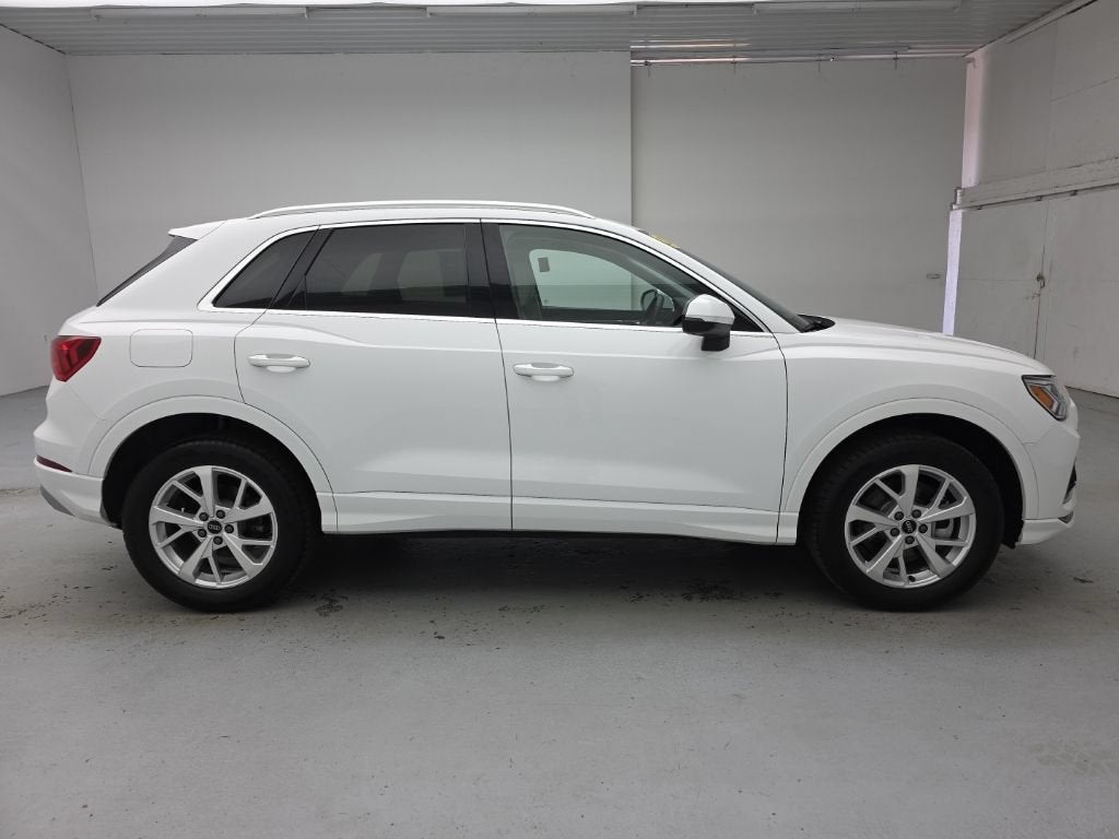 2024 Audi Q3 Premium