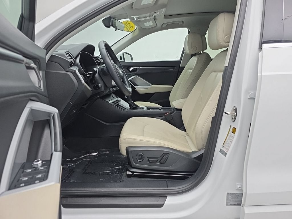2024 Audi Q3 Premium