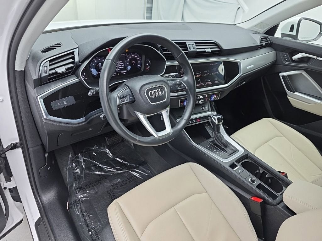 2024 Audi Q3 Premium