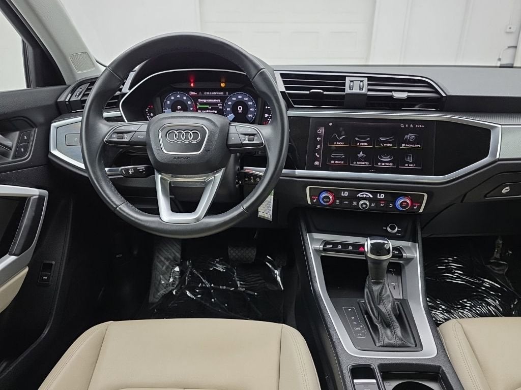 2024 Audi Q3 Premium