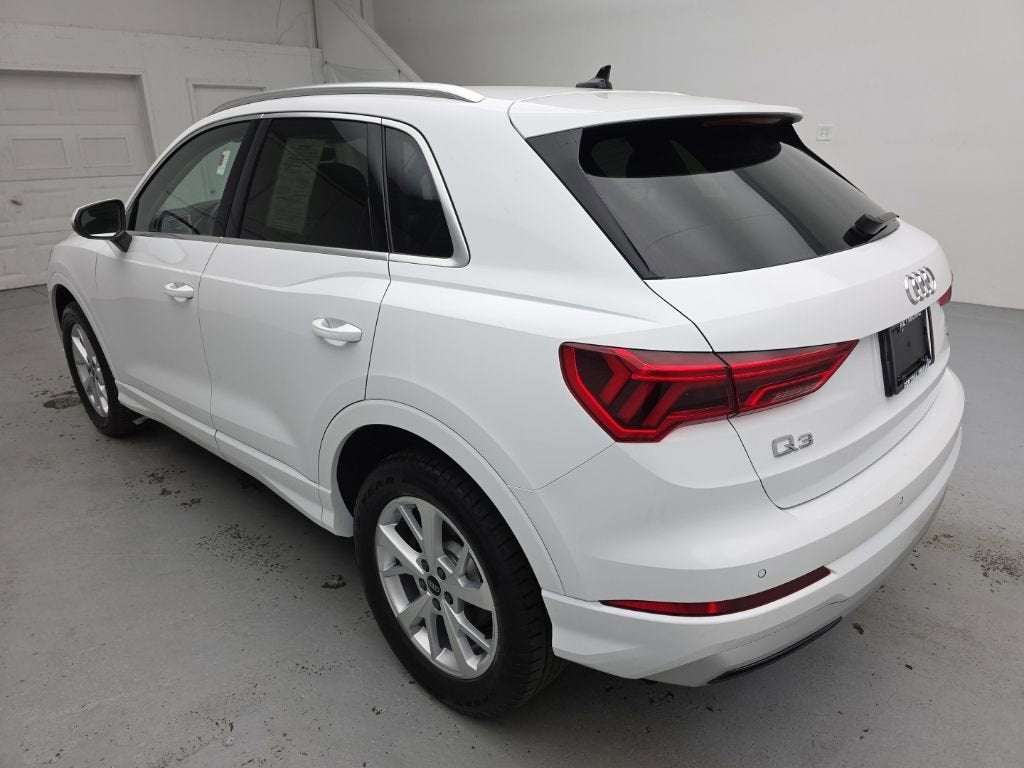 2024 Audi Q3 Premium