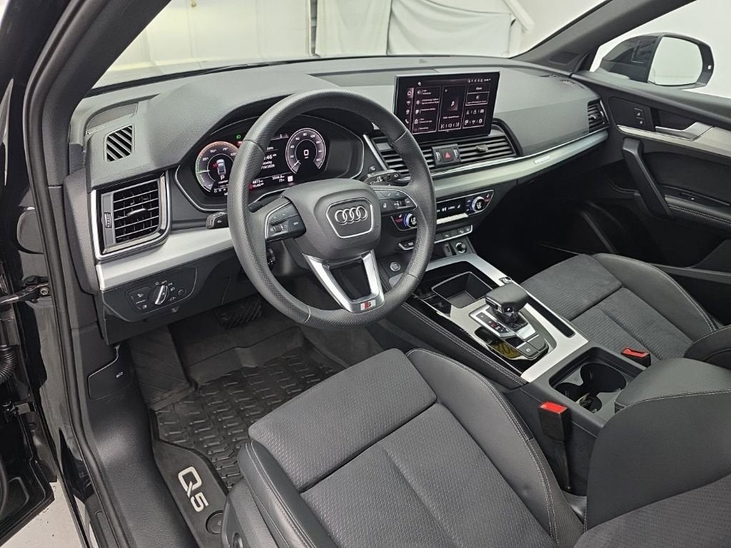 2024 Audi Q5 Premium Plus 55 TFSI e S line quattro S tronic
