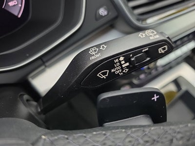 2024 Audi Q5 Premium Plus 55 TFSI e S line quattro S tronic