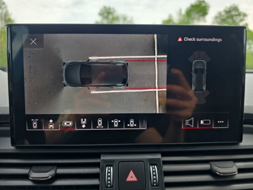 2024 Audi Q5 Premium Plus 55 TFSI e S line quattro S tronic