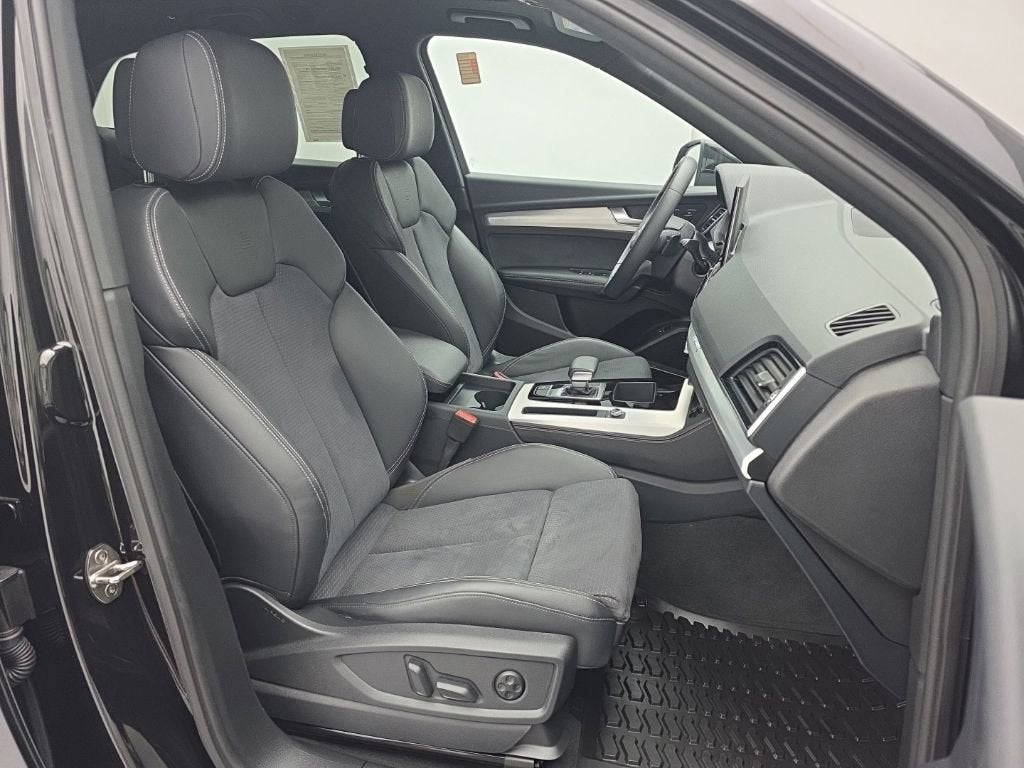 2024 Audi Q5 Premium Plus 55 TFSI e S line quattro S tronic