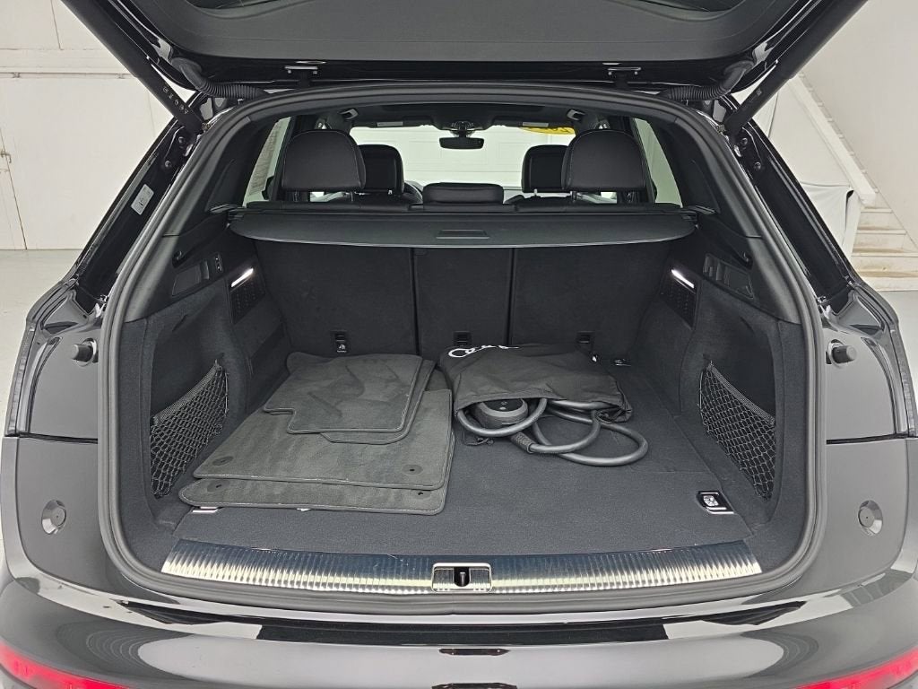 2024 Audi Q5 Premium Plus 55 TFSI e S line quattro S tronic
