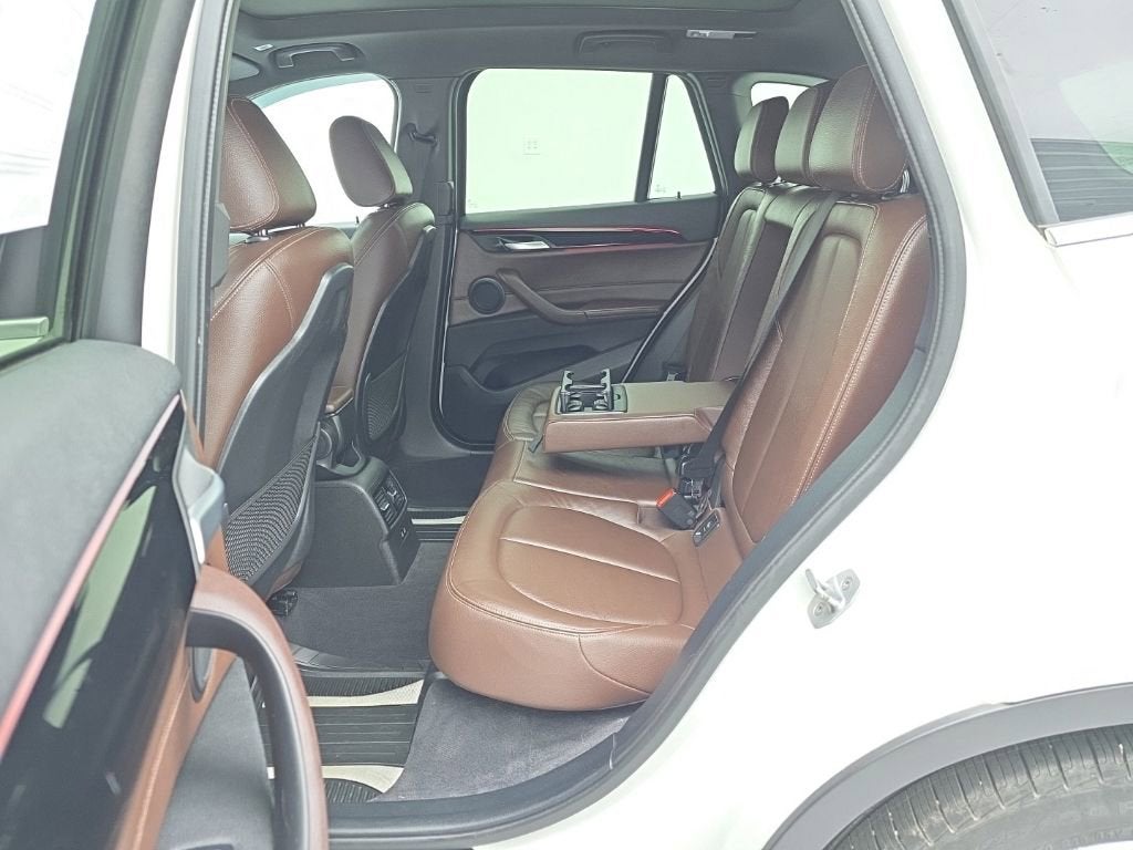 2021 BMW X1 xDrive28i